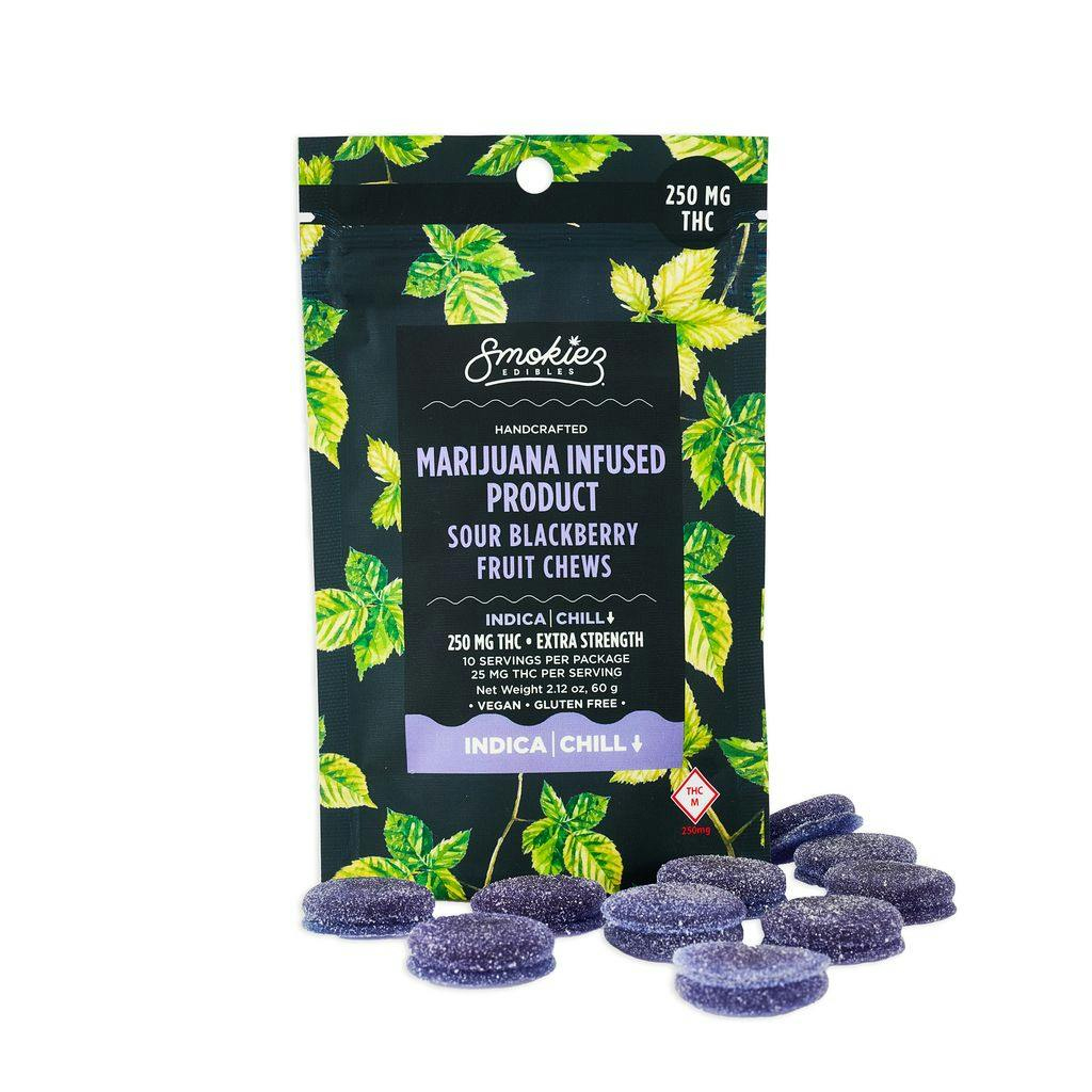 Smokiez Edibles – Indica Sour Blackberry Extra Strength Fruit Chews 10-Pack (250mg)